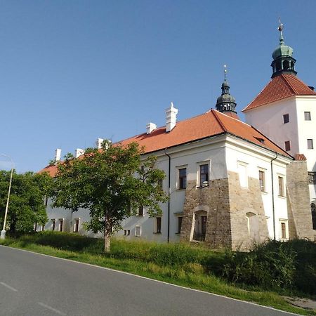 gemuetliche unterkunft bei prag Smecno Exterior foto